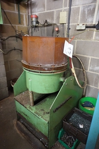 Walther Trowall Turbo Tron Vibratory Parts Cleaner