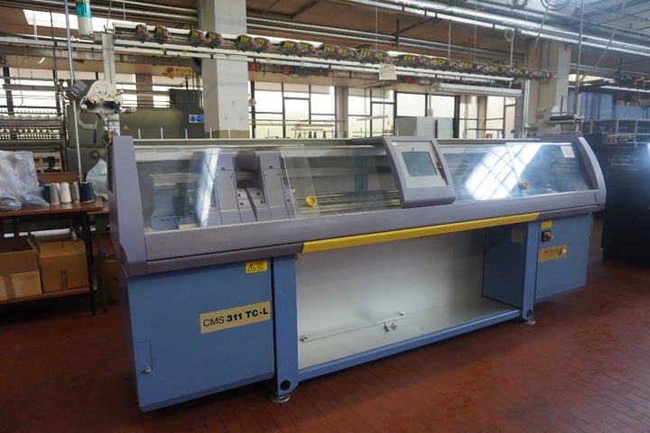 Stoll Model CMS 311 TC-L Flat Knitting Machine