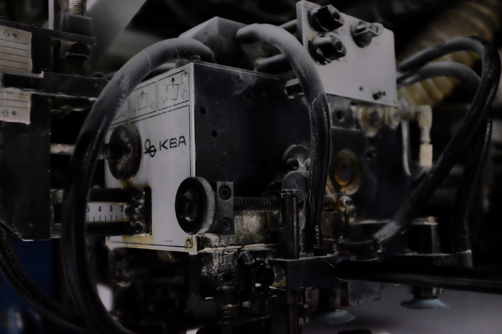 KBA Karat 74-4DI+L Four Colour Digital Offset Printing Press