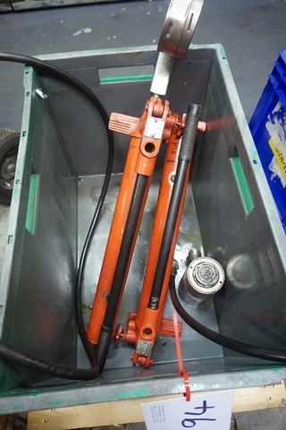 Set of Hi-Force Hydraulic Jacks