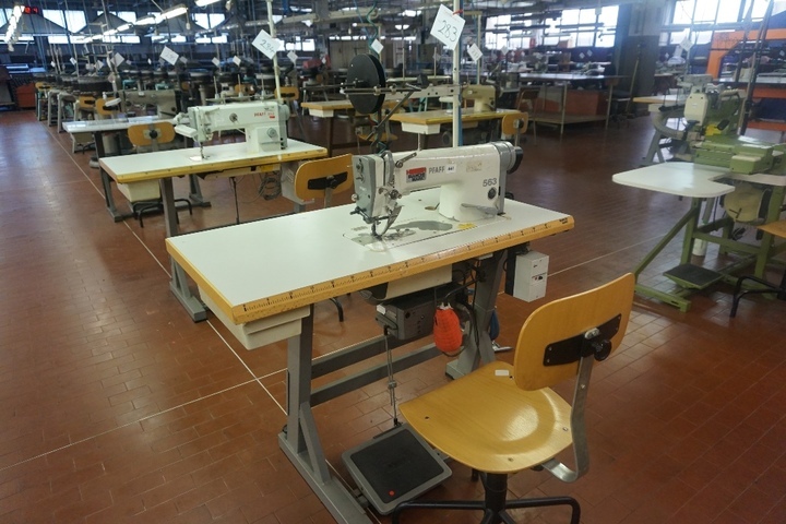 Bianchi Mare Pfaff Type 563-900/57 Sewing Machine