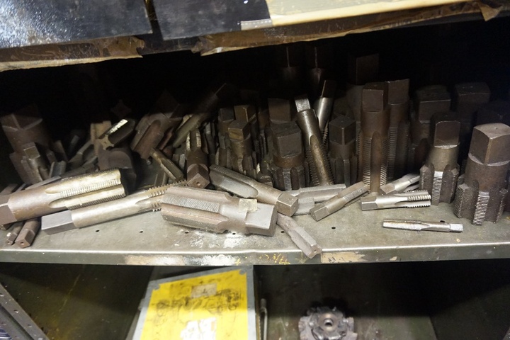 Rack with Qty of Taps