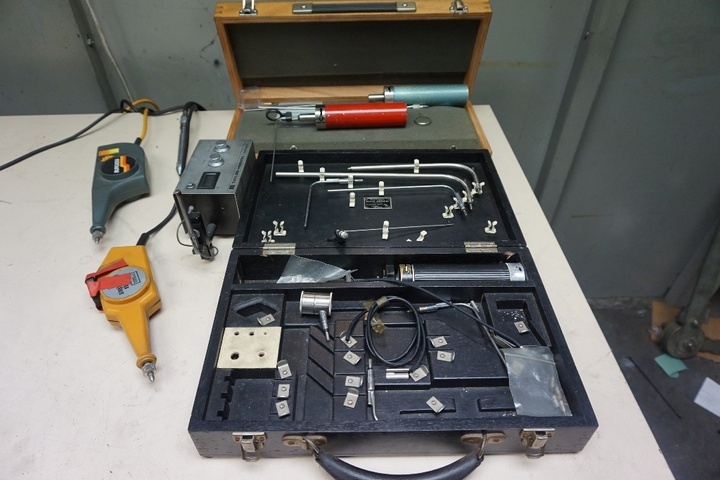 Set of Inspection Equipment and Surface Tester and Engravers