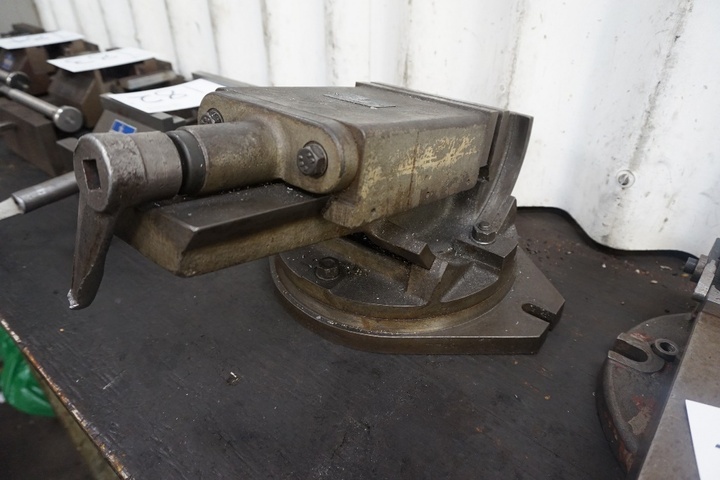 6” Jones and Shipman Swivel Vice