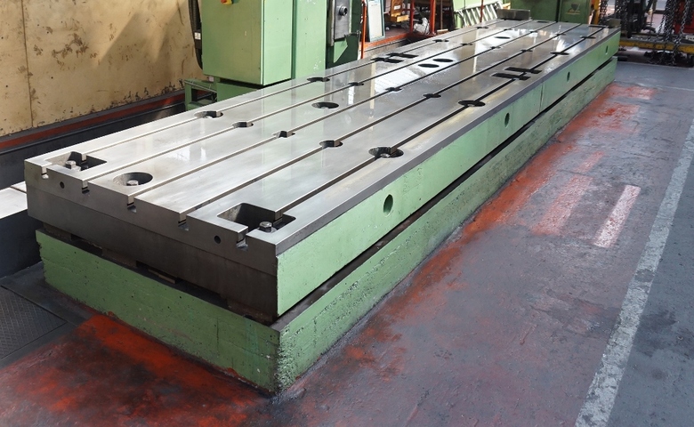 Tee Slotted Table: Size 7200mm x 1500mm