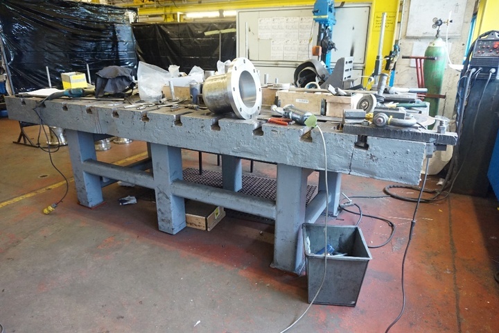 3050 x 1330 x 930 T Slotted Setting Out Table