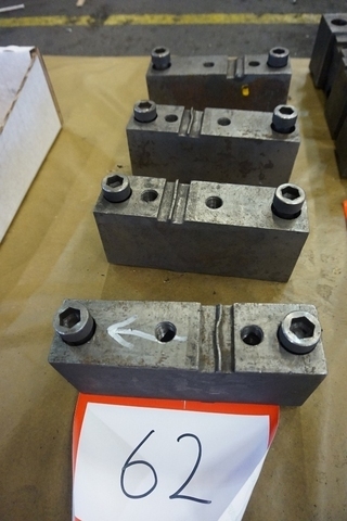 (4) Webster & Bennett Riser Blocks