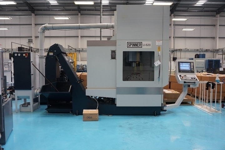 Spinner Type U5-620 5-Axis Vertical Machining Centre