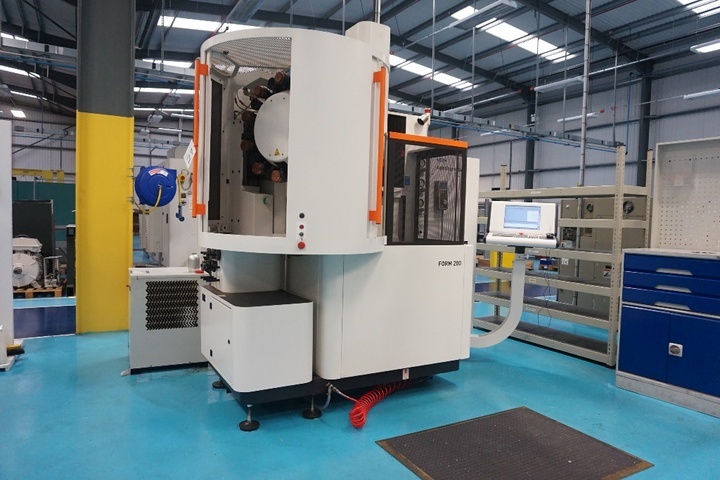 Agie Charmilles Form 200 Die Sink CNC EDM Machine