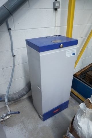 Guyson Formula 1400 Blast Machine