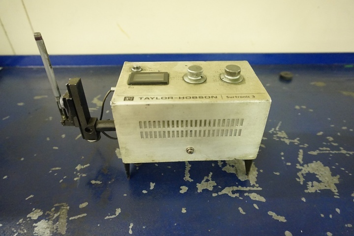 Taylor Hodson Surtronic 3 Roughness Gauge