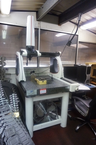 QCT Coordinate Measuring Machine