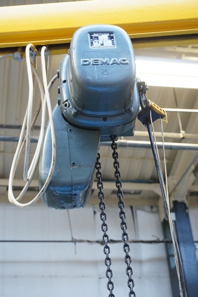 Jib Crane with 500kg Demag Hoist