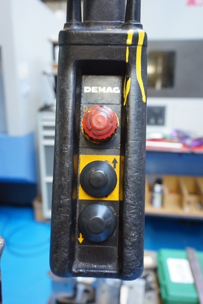 Jib Crane with 500kg Demag Hoist