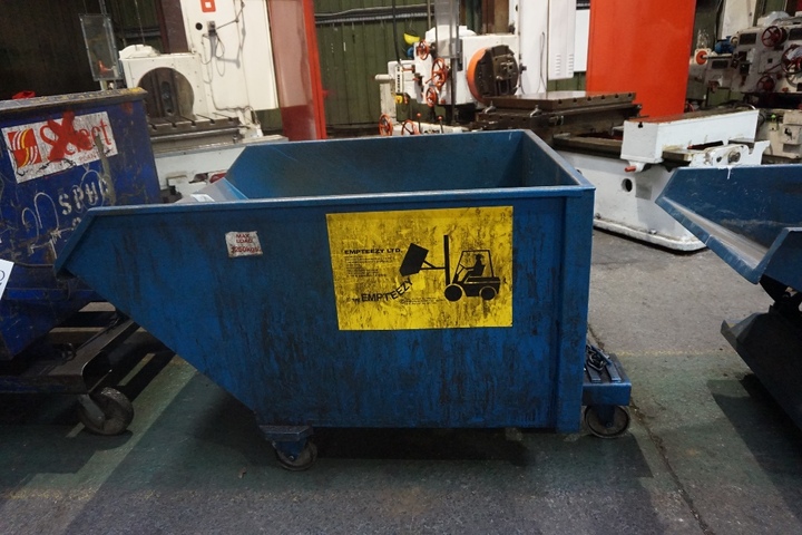 Tipping Skip - 50" x 60"