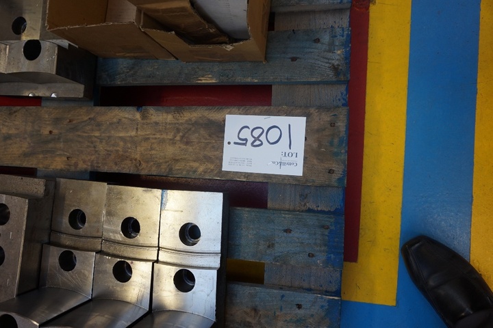 (5) Sets of Jaws Suitable for Doosan VTS 1620'S