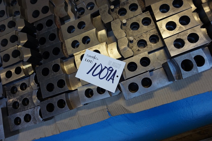 Large Qty of Jaws Suitable for Doosan's 700