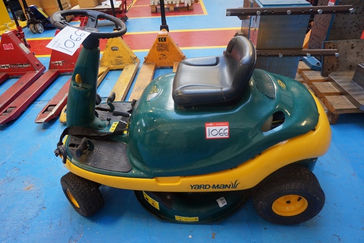 MTO Yard Man D x 70 Ride on Lawn Mower