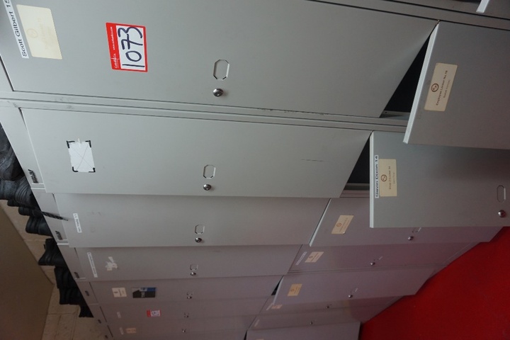 (2) x Bisley Four Unit Two Section Lockers