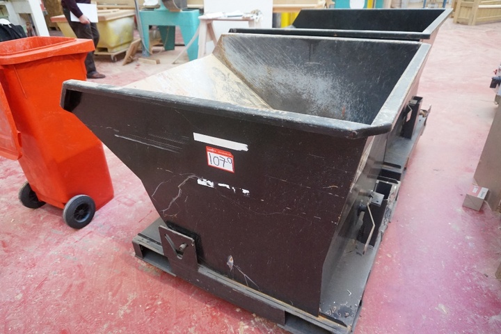 Mobile Tipping Skip 100cm x 120cm