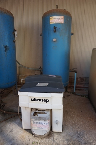 1000 litre Welded Steel Vertical Air Receiving Tank