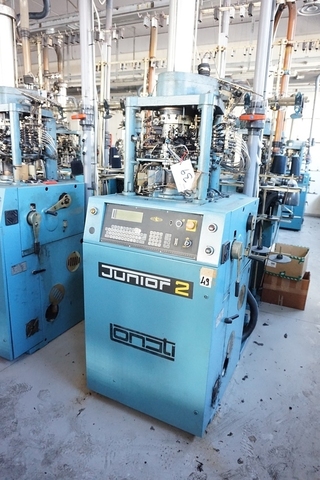Lonati Junior 2 Hosiery Knitting Machine; 3 3/4" diameter; 200 Needle Count; 17 Gauge