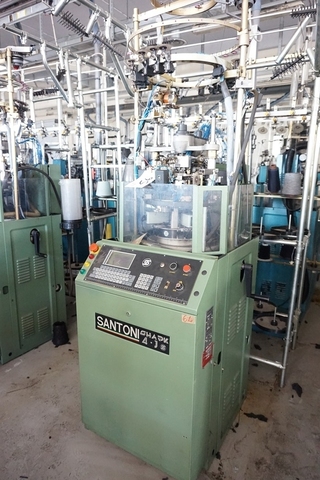 Santoni Shark 4J Hosiery Knitting Machine; 4" diameter; 132 Needle Count; 11 Gauge