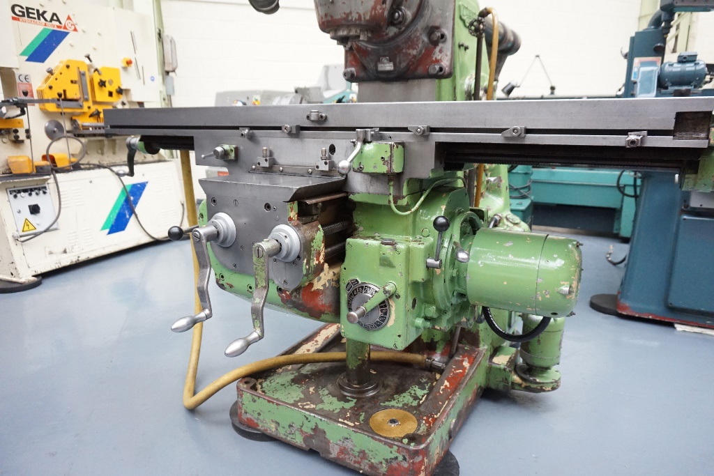 KEARNEY TRECKER Horizontal Milling Machine Type No. 3CE