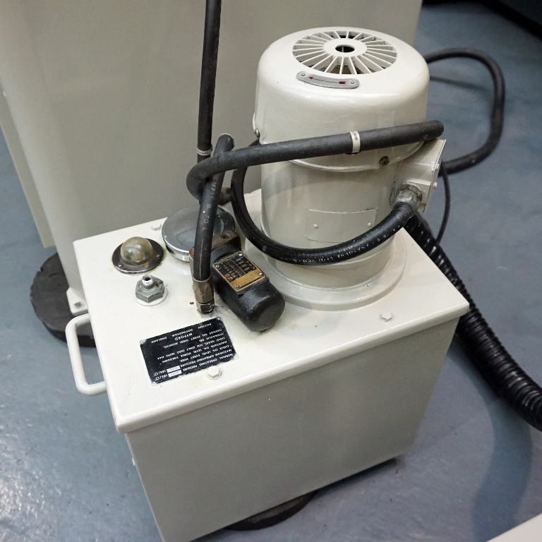 MYFORD Hydraulic Cylindrical Grinder Type MG12-ME