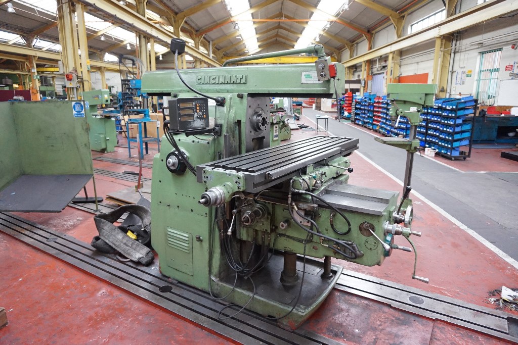 CINCINNATI Type 315-16-UNI-EDO No.3 Universal Milling Machine