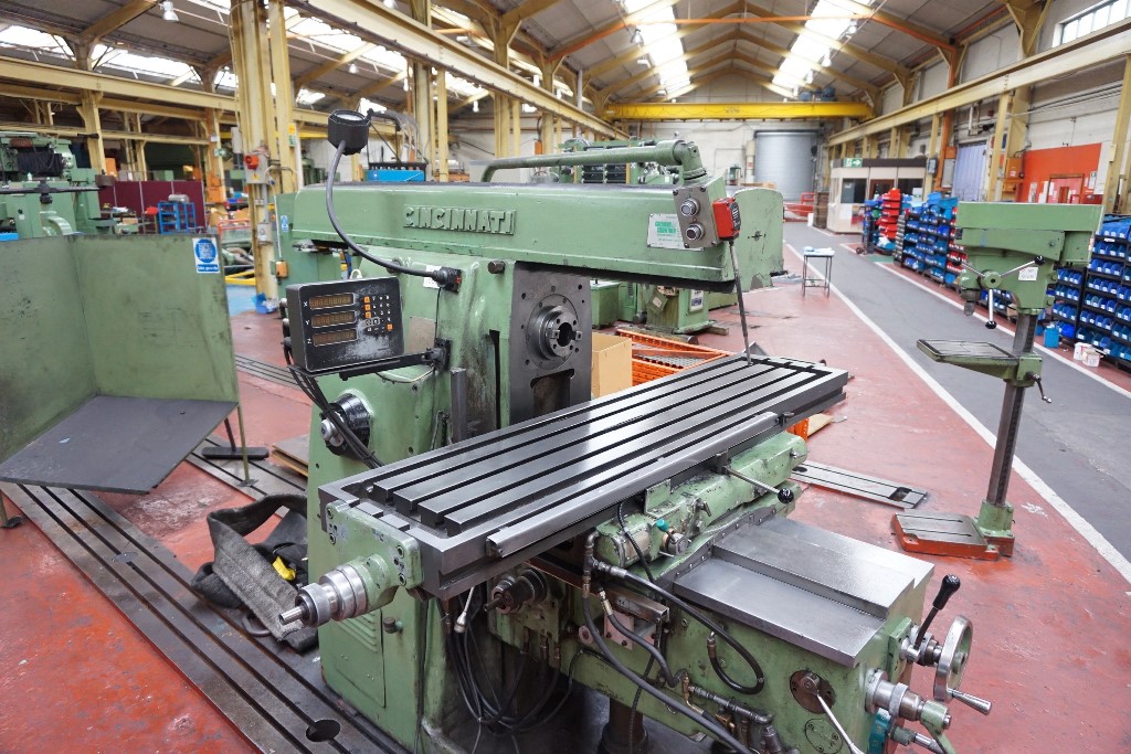 CINCINNATI Type 315-16-UNI-EDO No.3 Universal Milling Machine