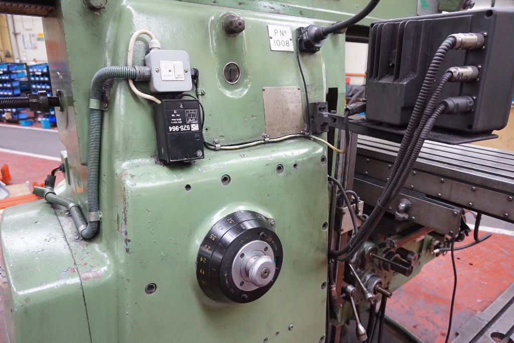 CINCINNATI Type 315-16-UNI-EDO No.3 Universal Milling Machine