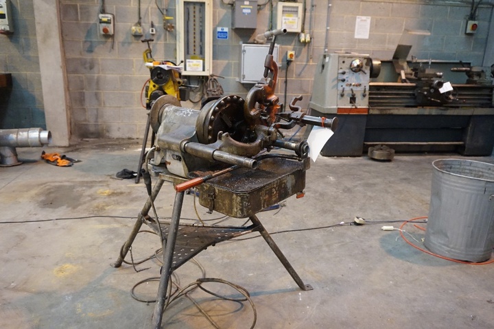 Rigid 300 Threading Machine