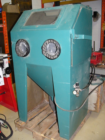 Shot Blast Cabinet