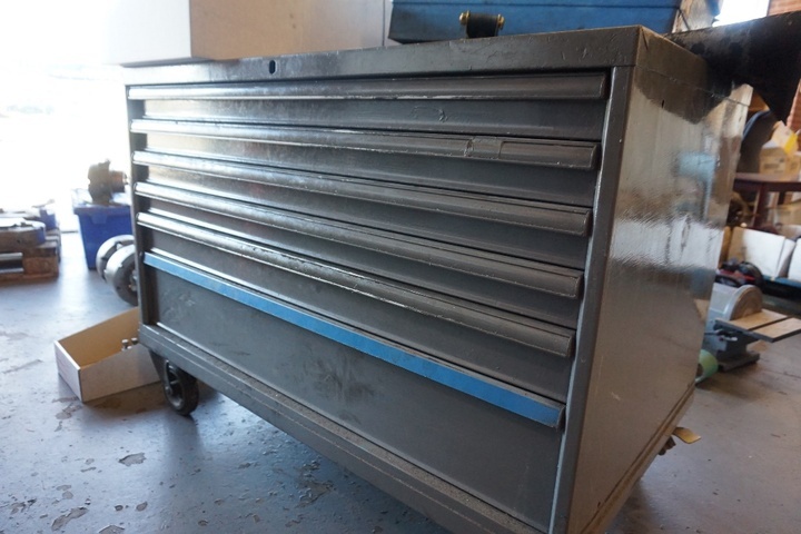 6-Draw Mobile Trolley including Cutters, Screws & Drills