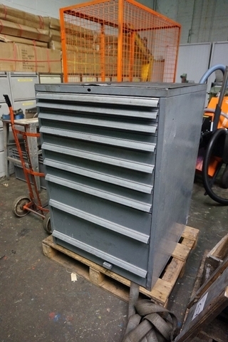 9-Draw Cabinet including Taps, Dies, Reamers & Die Holders