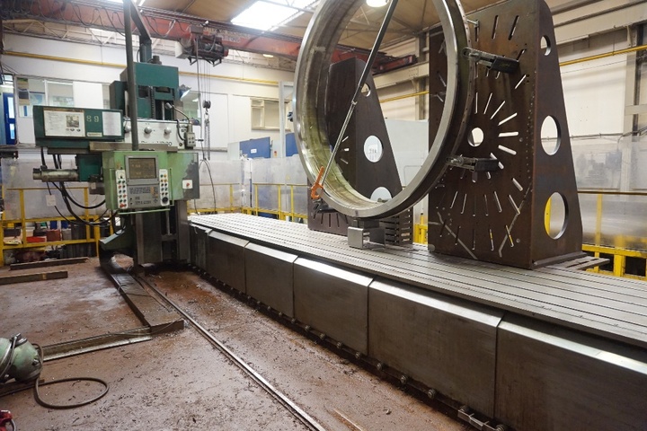 Butler HiPower HD30 Elgamill 3-Axis CNC Bed Type Milling & Boring Machine