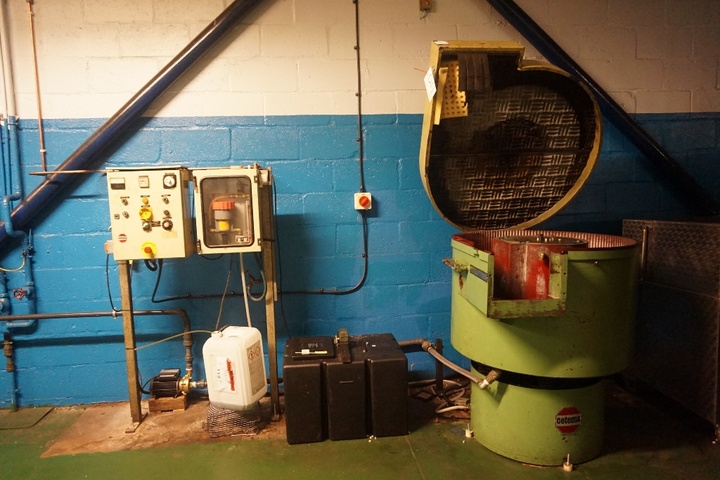 Spiratron Cetema Rumbler TM 125 with Controller