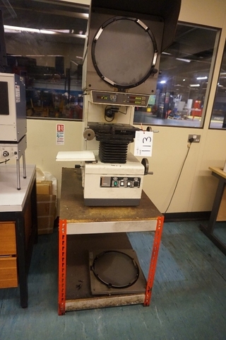 Mitutoyo PJ-3000 Profile Projector