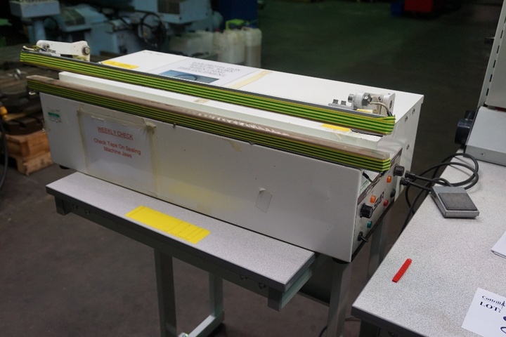 Universal Heat Sealing Machine