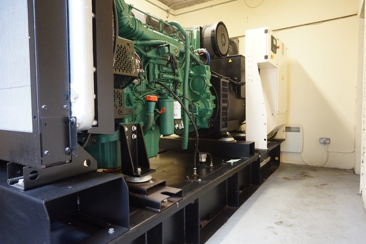 Volvo Diesel Engine/Broadcrown Diesel Generating Set.