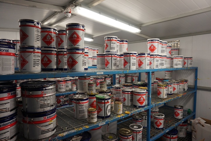 Approx 120 tins of unopened Paint