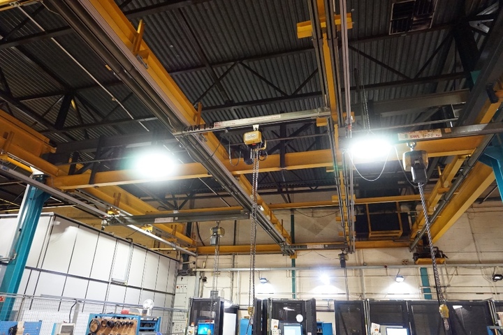 (2) Cranes SWL 800kgs