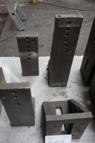 (4) Angle Plates