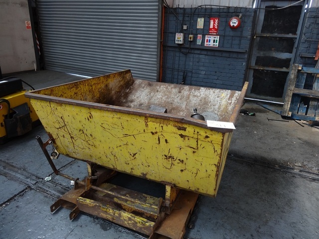 Forklift Tipping Skip