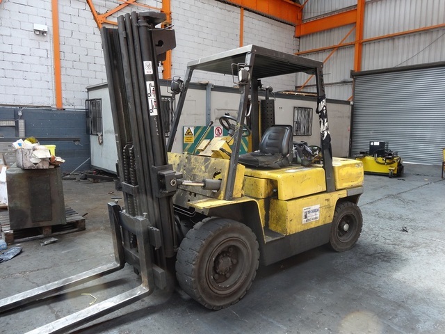 Nissan Diesel Forklift Truck