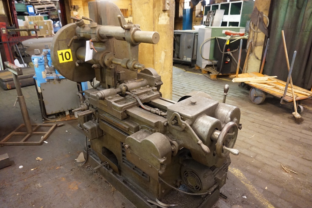 Cincinnati Gear Cutting Machine