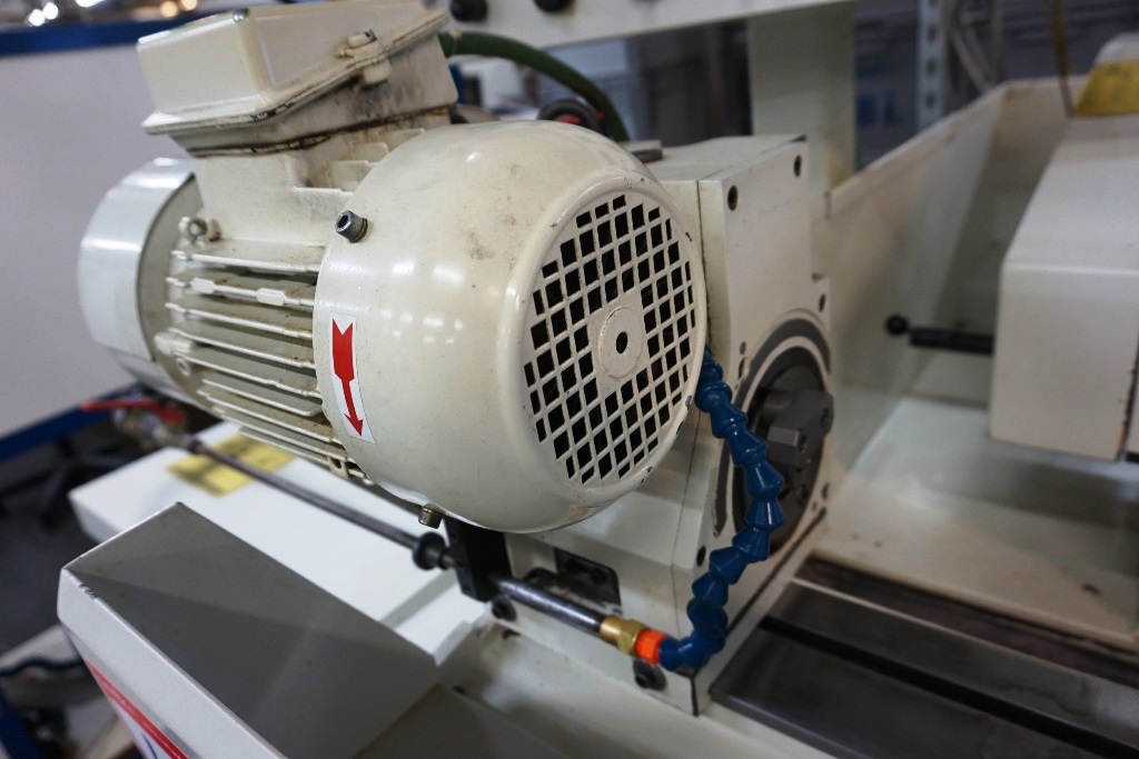 Studer S20 Universal Manual Cylindrical Grinder