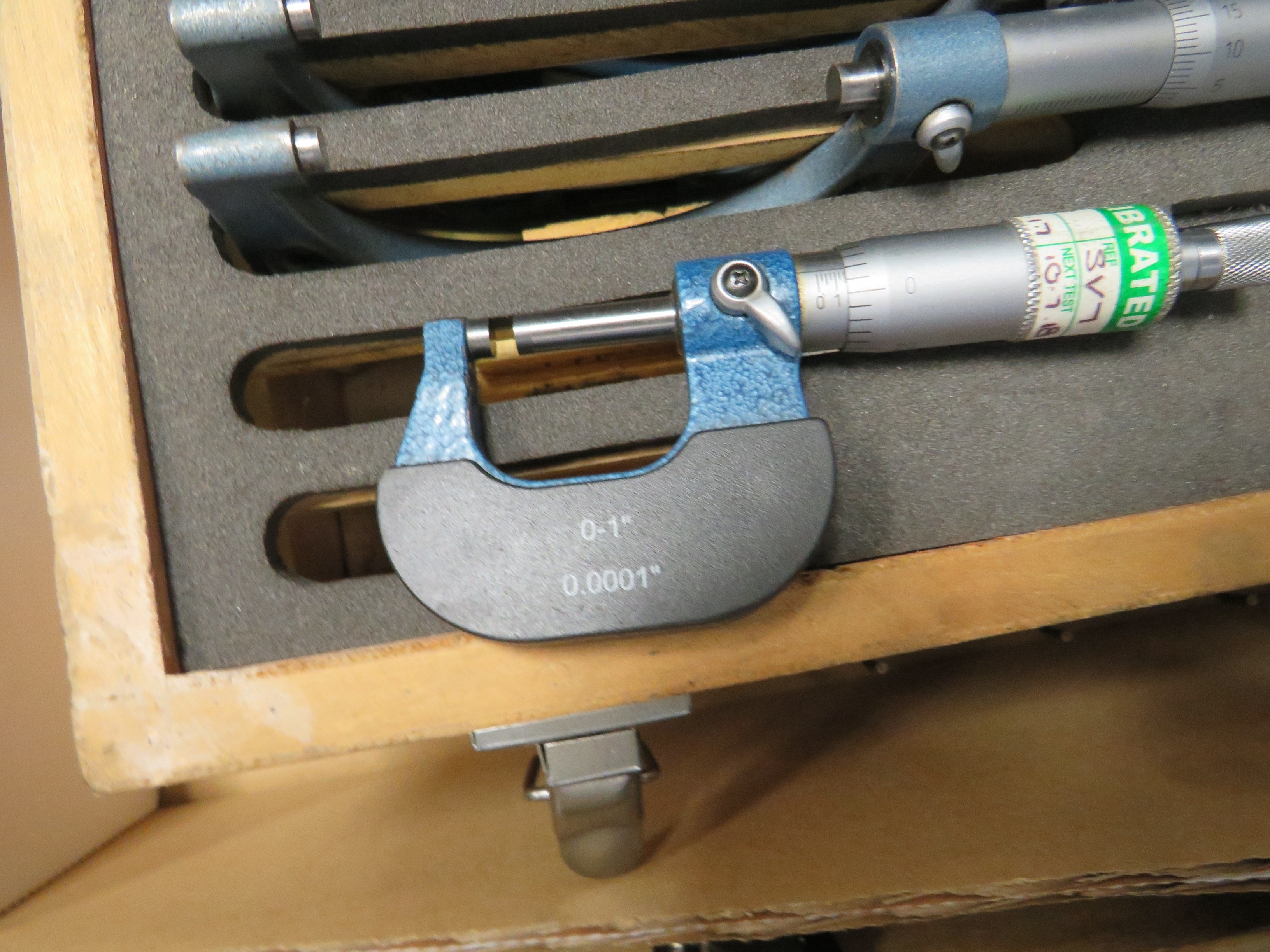 Box Set of Metric Micrometers