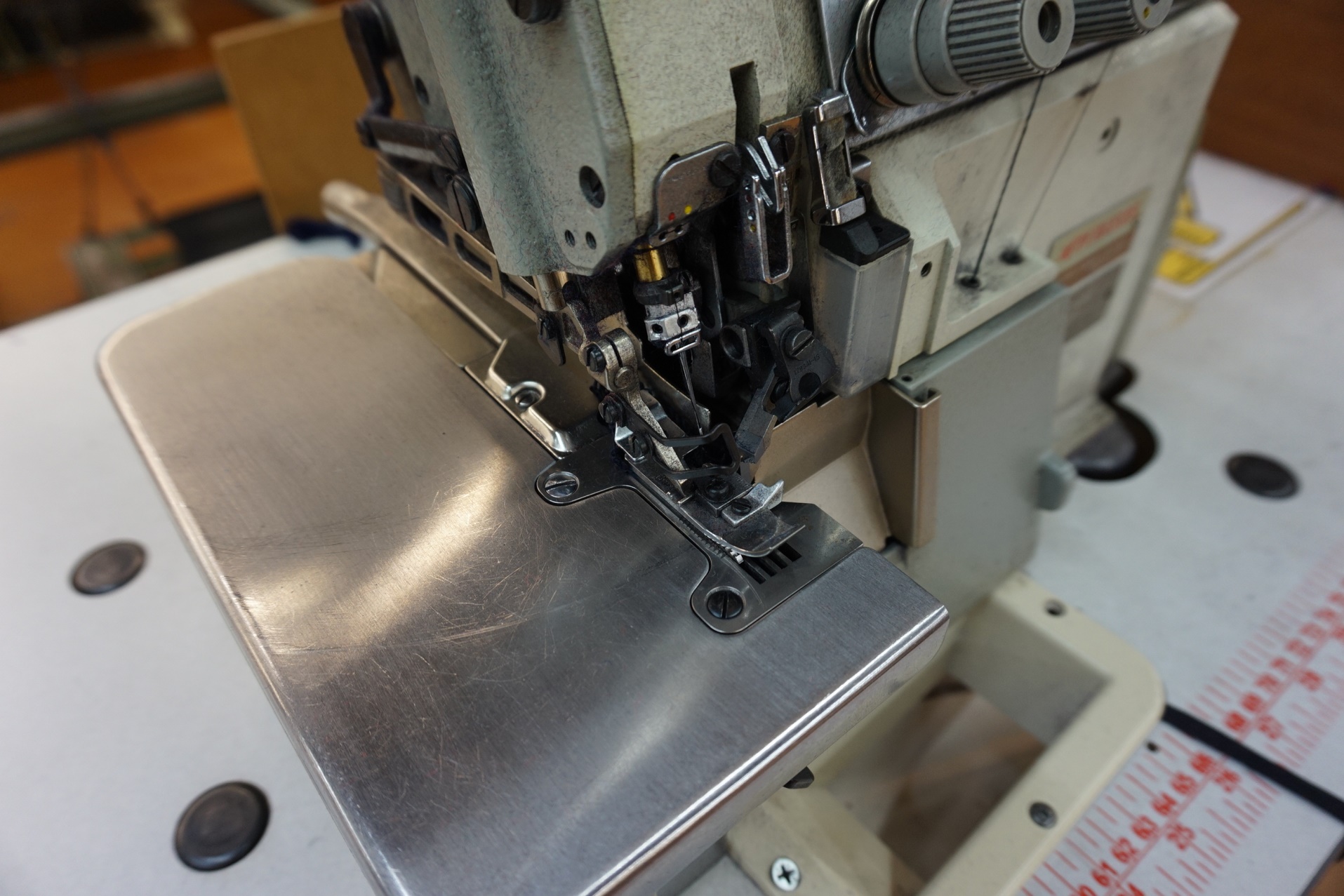 Pegasus EXT Series EXT521454S1 Over Edger Sewing Machine